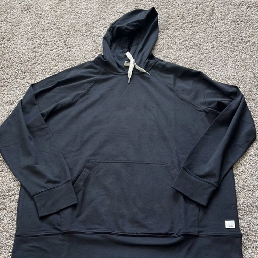 NWT Vuori Halo Oversized Hoodie